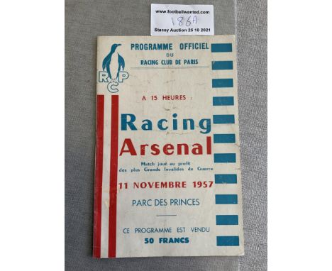 1957 Racing v Arsenal Football Programme: Good condition with team changes dated 11 11 1957. Light creasing.