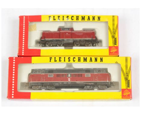 Fleischmann HO Pair of Diesel loco's. Comprising 1382 DB Maroon / Grey V 100 2181, 1384 DB Maroon / Grey 221 131-6. Condition