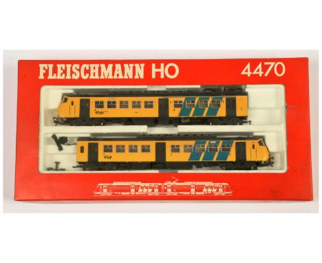 Fleischmann HO Gauge Ref 4470 NS yellow livery 2-car type SGM-0 (Sprinter) Overhead Electric Railcar with twin pantographs al