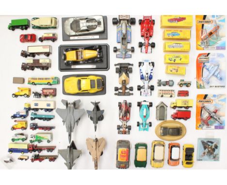 Diecast: A collection of assorted unboxed diecast vehicles, mostly modern examples, Matchbox among many others, together with