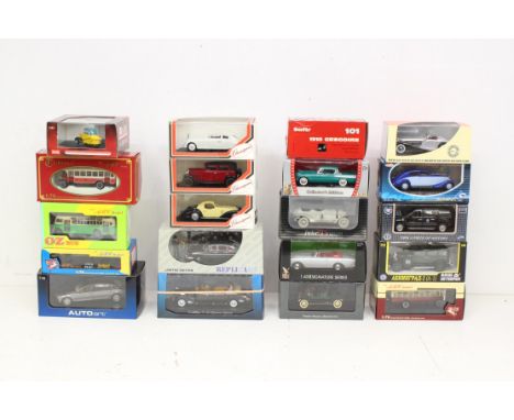 Diecast: A collection of twenty assorted boxed diecast vehicles, to include: Classiques, Yat Ming, Fahrtraum, Replicars, Sun 