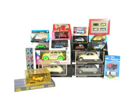 Diecast - a collection of assorted boxed diecast model Citroen cars of various scales and makers to include Maisto 1/18, Schu