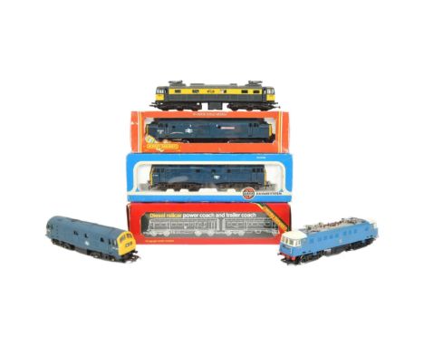 Model Railway - a collection of assorted OO gauge model railway trainset locomotive engines to include;&nbsp;R402 Class 37 37