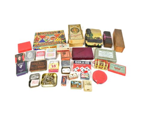 A collection of vintage parlour games / party games and toys to include Chess, Solitaire, Designoscope with&nbsp;prism and tu