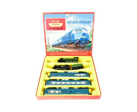 Model Railway - a vintage Triang Hornby OO gauge model railway trainset ' The Blue Pullman comprising the Diesel Pullman Moto