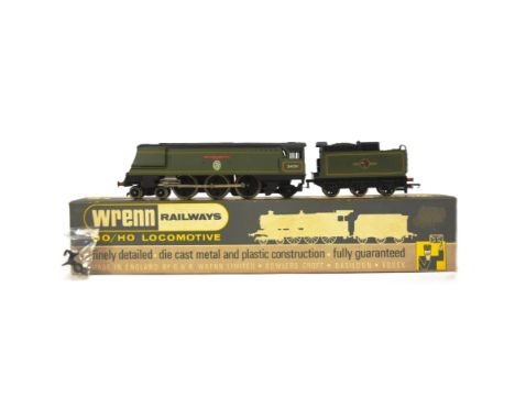 Model Railway - an original Wrenn made OO gauge model railway trainset locomotive engine No.2265 Streamlined Battle of Britai