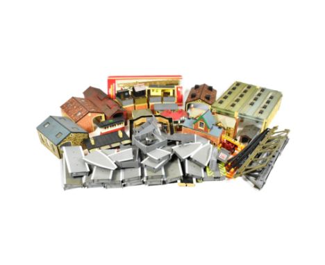 Model Railway - a collection of OO gauge model railway trackside buildings to include Hornby Dublo metal examples, Hornby pla