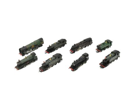 Model Railway - a collection of assorted OO gauge model railway trainset locomotive engines to include; Lima GWR 4589, Hornby