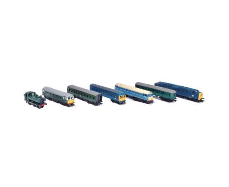 Model Railway - a collection of x7 assorted OO gauge model railway trainset locomotives. Largely diesel engines / code 3 mode