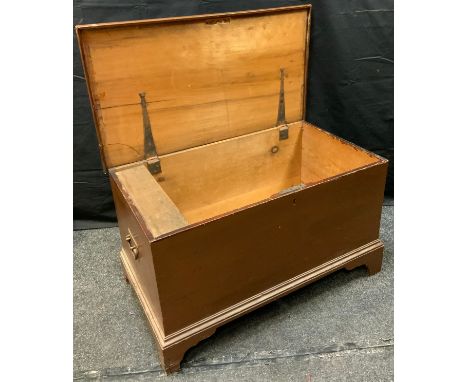 A late 19th / early 20th century painted pine tool chest, 89cm x 50cm x 51cm tall. 