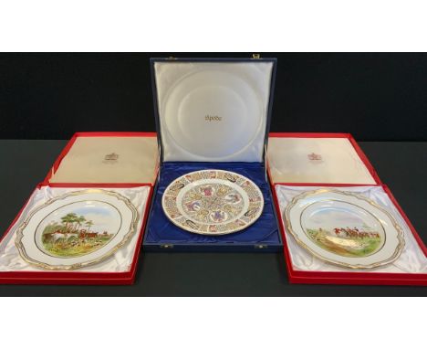 A pair of Spode shaped circular plates, after J F Herring, with hunting scenes, 27cm diam, printed marks, boxed;  a Spode Ion