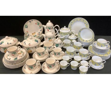 A Noritake Natures Bounty dinner service;  a Noritake October Light tea service 