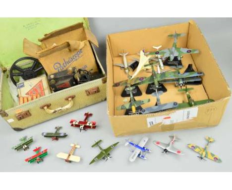 A QUANTITY OF UNBOXED AND ASSORTED DIECAST AIRCRAFT MODELS, Corgi, Aviation Archive, Atlas Editions, Ertl, etc, some with sta