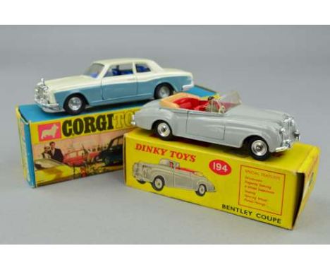 A BOXED DINKY TOYS BENTLEY S2 COUPE, No.194, version with grey body and red interior, very lightly playworn condition, comple