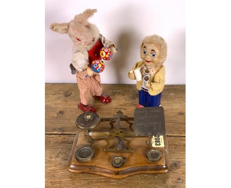 COLLECTABLES INCLUDING A SET OF EARLY 20TH CENTURY POSTAL SCALES (3)18cm wide; 10cm high, and two mid-20th century mechanical