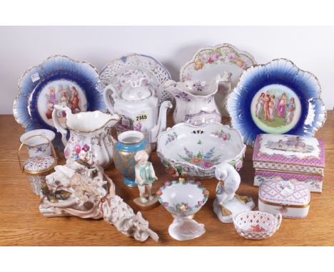 CERAMICS, A GROUP OF 19TH CENTURY AND LATER DECORATIVE ITEMS, INCLUDING HEREND, WORCESTER , DRESDEN AND SUNDRY.