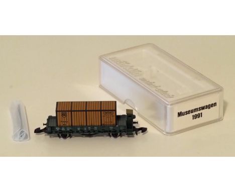 Marklin mini-club Z-scale 80002 Museum wagon 1991, new in original box. Hard-to-find collectors model, sold only in Marklin M