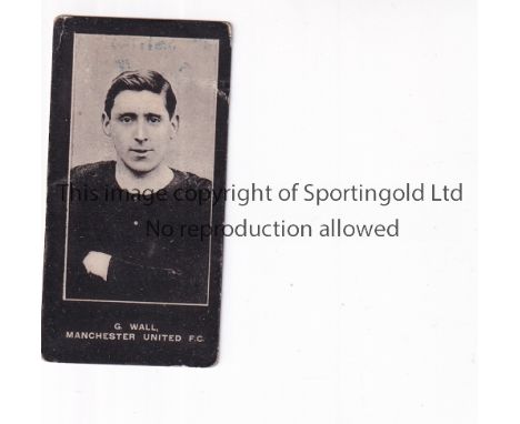 1909 MANCHESTER UNITED   A cigarette card issued by Smiths Cup Tie in 1909 for Wall of Manchester United.   Good