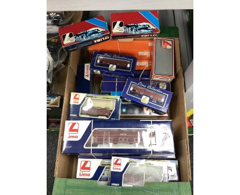 HO gauge rolling stock from Lima, boxed, approx. 20