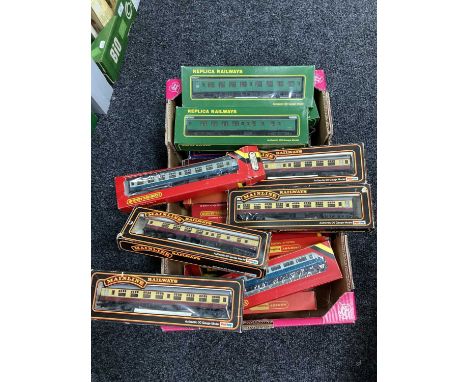 OO gauge coaches from Hornby, Mainline, Replica Railways, Bachmann etc, boxed, approx. 20