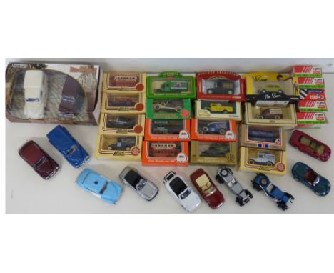 Boxed Die-cast Morris van and Traveller, three Saico un-boxed, Morris Vehicle, boxed Lledo vans, Corgi Mr. Bean Mini etc. Con