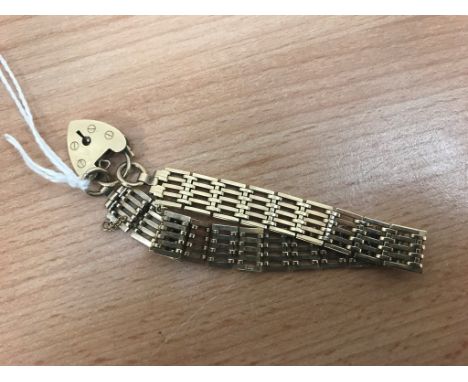 A 9ct gold gate bracelet