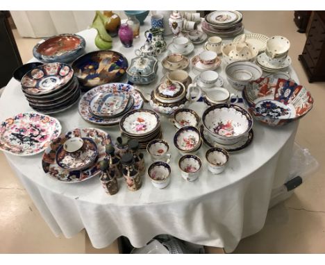 A quantity of 18th century & later Imari pattern ceramics; together with a part tea service and condiment set