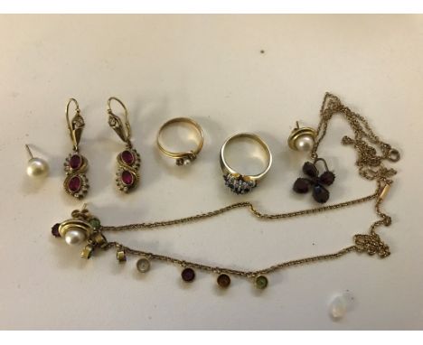A 9ct chain, earring ring, quality paste earrings and garnet 4-leaf clover
