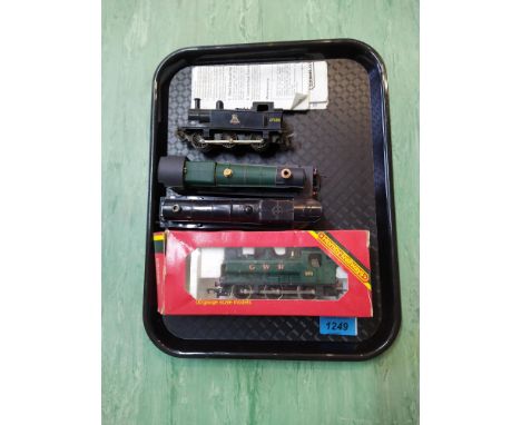 A boxed Hornby R041 GWR loco Pannier tank engine (box as found), a loose Princess Elizabeth engine (as found), a 4983 'Albert