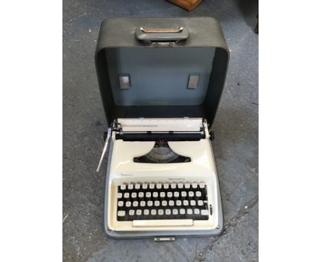 Remington Ten Forty Cased Typewriter 