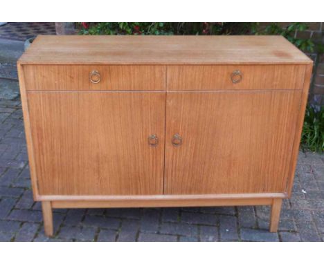 H - Gordon Russell (Broadway, Worcester) mahogany sideboard enclosing two doors and two drawers, 122cm wide. Condition report