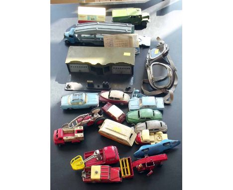 16 Corgi/Dinky Unboxed Models also a Pair of Stadium Goggles Condition report: see terms and conditions.