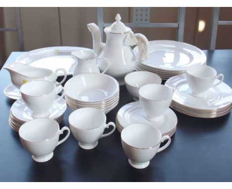 Royal Grafton First Love Tea and Part Dinner Service (41 pcs) Condition report: see terms and conditions.