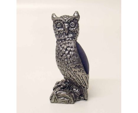 Owl pin cushion by A.E. Williams. Condition report: see terms and conditions.