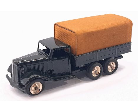 Triang Minic Pre War 6-wheel Army Canvas Lorry 69M, tinplate, clockwork, dark green, flat spots to tyres otherwise Good.