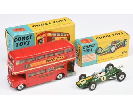 Corgi Toys mixed pair comprising of (1) 155 Lotus-Climax Formula 1 Racing Car - Green body with yellow stripe and racing No. 