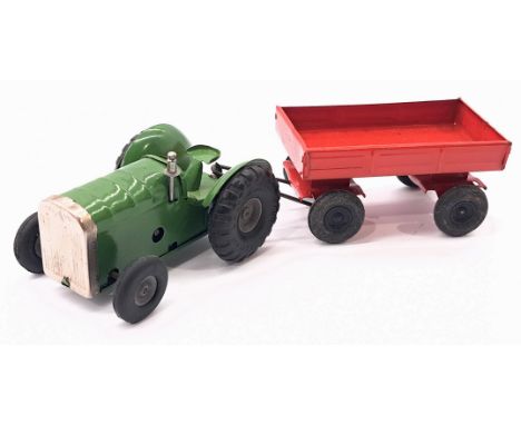 Triang Minic Post War Tractor with Trailer 83M, tinplate, clockwork, red and green, Good Plus.