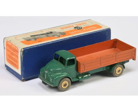 Dinky Toys 532 Leyland Comet With Hinged Tailboard - Green cab and chassis, orange back, light beige supertoy hubs with grey 