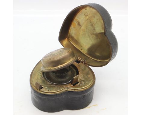Victorian leather-bound brass travelling inkwell. UK P&amp;P Group 1 (£16+VAT for the first lot and £2+VAT for subsequent lot