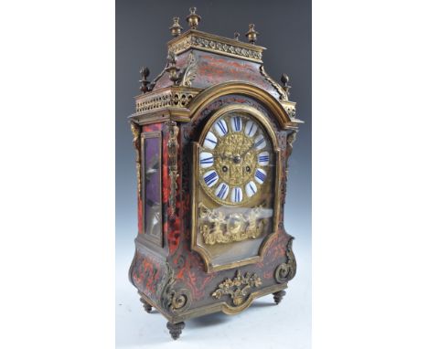 A truly stunning and impressive 19th Century French Boulle Work mantel bracket clock by Henry Robert Paris. The central glaze