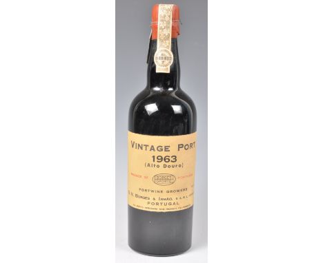 Borges &amp; Irmao - Alto Douro - A bottle of 1963 vintage Portuguese port Borges Oporto Produce of Portugal. Good label and 