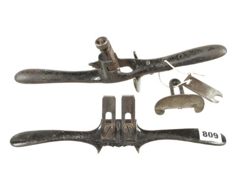PRESTON Nos 1837 ovoloe sash router and 1388 quirk router with two fences and cutters G 