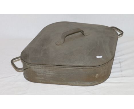 Large flat fish kettle with twin handles and pierced lifter, 60cm
