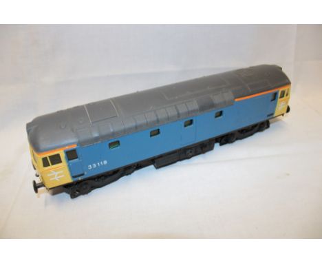 A Lima 0 gauge Class 33 battery operated diesel two rail locomotive