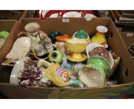 A BOX OF CERAMIC AND GLASS TO INCLUDE AN ENAMELLED VASE, SYLVAC ETC