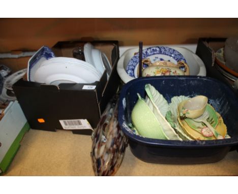A QUANTITY OF ASSORTED CERAMICS ETC. TO INCLUDE A GLASS FISH, CARLTONWARE ETC. 