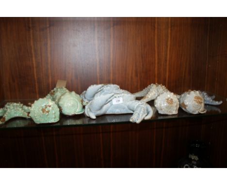 A SELECTION OF CERAMIC CRUSTACEANS FIGURES TO INCLUDE CRABS, STARFISH ETC (10)