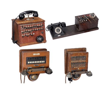 4 kleine Telephonzentralen, ab ca. 1910  1) Sterling Telephone &amp; Electric Company, England, Nußbaumgehäuse, 10 Schalter, 