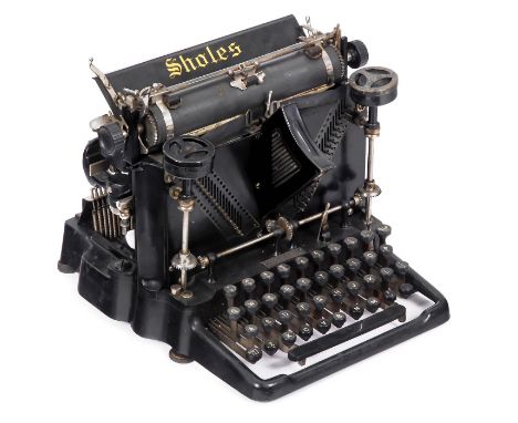 Sholes Visible (Meiselbach), 1901  Hersteller: Meiselbach Typewriter Co., in Kenosha, Wisconsin. Skurrile Schreibmaschinenkon