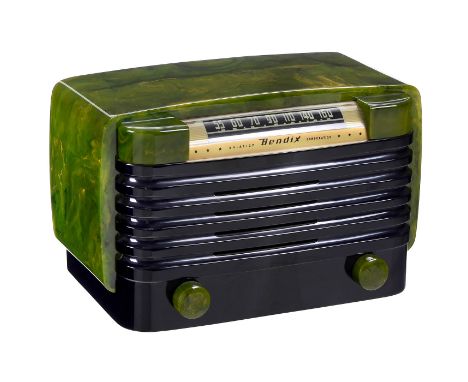 Art-déco-Radio von Bendix in Catalin-Gehäuse, um 1946  Bendix Radio Division, Baltimore, USA. Modell 526C, 5 Röhren, nur Mitt